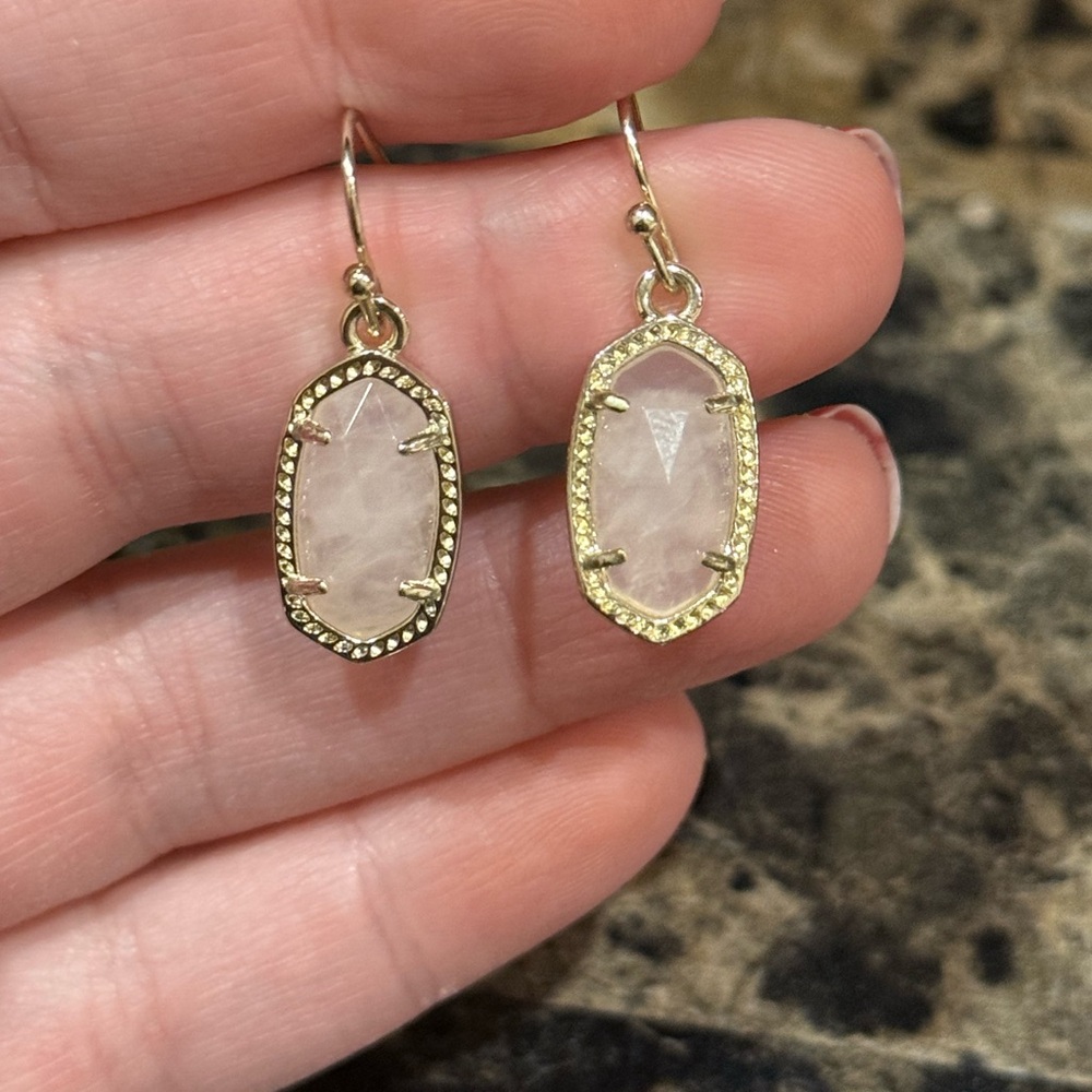 Kendra Scott Dani Gold Drop Earrings - Picture 2 of 9